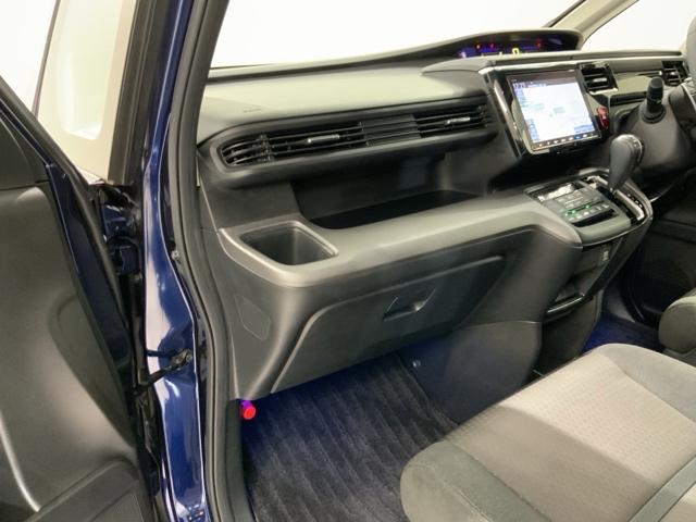 ステップワゴンスパーダ スパーダホンダセンシング 最長5年保証ワンオ-ナ-ナビTV 盗難防止 助手席エアバッグ ワンオーナ- Wパワスラ 記録簿有 リアオートエアコン 地デジ LEDライト 横滑り防止システム オートエアコン リアカメラ ナビ&TV(24枚目)