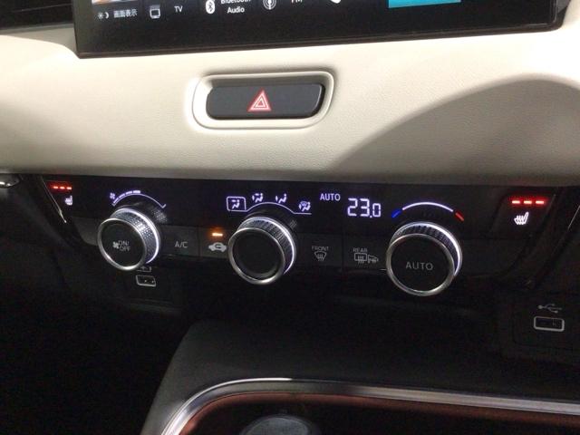 ヴェゼル e:HEVPLaY HSENSING最長5年保証ワンオ-ナ- 衝突被害軽減ブレーキ カーテンエアバッグ 盗難防止装置 ABS ESC 1オーナー フルオートエアコン リアカメラ シートヒータ エアバッグ ETC ドラレコ(15枚目)
