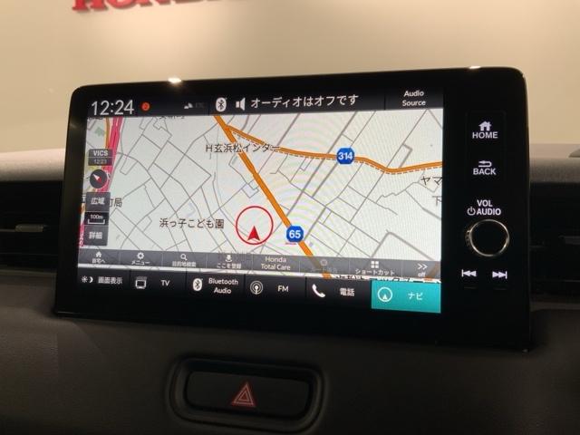 ヴェゼル ｅ：ＨＥＶＺ　Ｈ　ＳＥＮＳＩＮＧ　最長５年保証　ワンオ－ナ－　純正ナビ　ＴＶ　Ｒカメラ　ＢＴオ－ディオ　ＥＴＣ　ＬＥＤライト　ＶＳＡ　シ－トヒ－タ－　クルコン　アルミ　スマ－トキ－　盗難防止装置　整備記録簿　ＡＡＣ（6枚目）