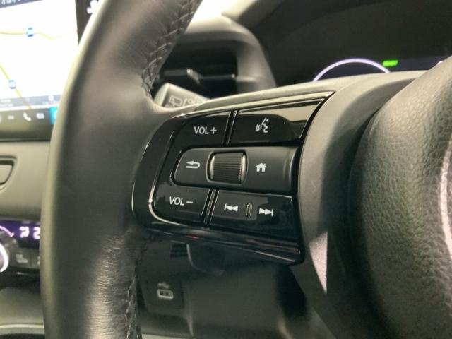 ヴェゼル ｅ：ＨＥＶＺ　Ｈ　ＳＥＮＳＩＮＧ　最長５年保証　ワンオ－ナ－　純正ナビ　ＴＶ　Ｒカメラ　ＢＴオ－ディオ　ＥＴＣ　ＬＥＤライト　ＶＳＡ　シ－トヒ－タ－　クルコン　アルミ　スマ－トキ－　盗難防止装置　整備記録簿　ＡＡＣ（11枚目）