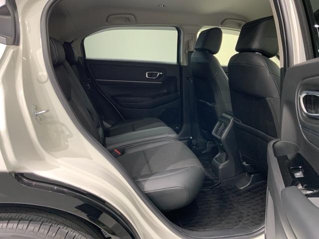 ヴェゼル ｅ：ＨＥＶＺ　Ｈ　ＳＥＮＳＩＮＧ　最長５年保証　ワンオ－ナ－　純正ナビ　ＴＶ　Ｒカメラ　ＢＴオ－ディオ　ＥＴＣ　ＬＥＤライト　ＶＳＡ　シ－トヒ－タ－　クルコン　アルミ　スマ－トキ－　盗難防止装置　整備記録簿　ＡＡＣ（18枚目）