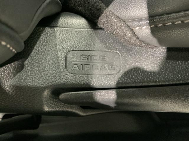 ヴェゼル ｅ：ＨＥＶＺ　Ｈ　ＳＥＮＳＩＮＧ　最長５年保証　ワンオ－ナ－　純正ナビ　ＴＶ　Ｒカメラ　ＢＴオ－ディオ　ＥＴＣ　ＬＥＤライト　ＶＳＡ　シ－トヒ－タ－　クルコン　アルミ　スマ－トキ－　盗難防止装置　整備記録簿　ＡＡＣ（24枚目）