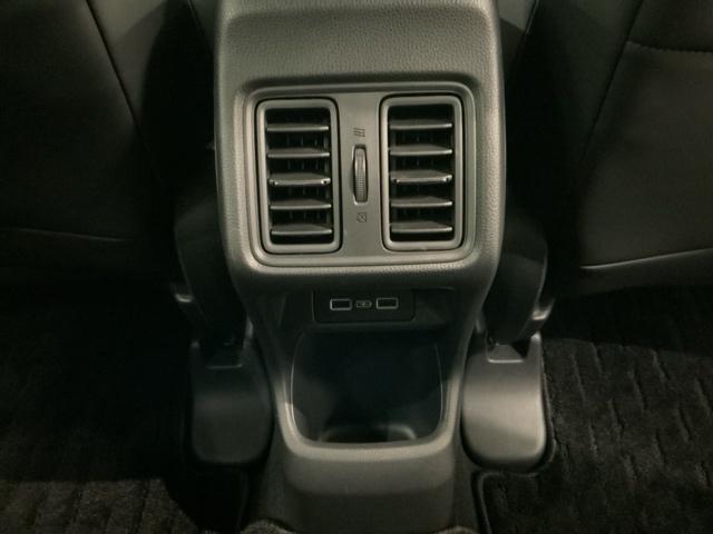 ヴェゼル ｅ：ＨＥＶＺ　Ｈ　ＳＥＮＳＩＮＧ　最長５年保証　ワンオ－ナ－　純正ナビ　ＴＶ　Ｒカメラ　ＢＴオ－ディオ　ＥＴＣ　ＬＥＤライト　ＶＳＡ　シ－トヒ－タ－　クルコン　アルミ　スマ－トキ－　盗難防止装置　整備記録簿　ＡＡＣ（28枚目）