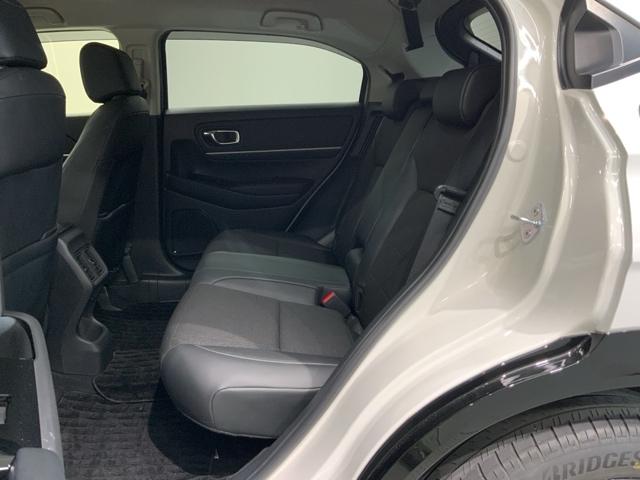 ヴェゼル ｅ：ＨＥＶＺ　Ｈ　ＳＥＮＳＩＮＧ　最長５年保証　ワンオ－ナ－　純正ナビ　ＴＶ　Ｒカメラ　ＢＴオ－ディオ　ＥＴＣ　ＬＥＤライト　ＶＳＡ　シ－トヒ－タ－　クルコン　アルミ　スマ－トキ－　盗難防止装置　整備記録簿　ＡＡＣ（30枚目）