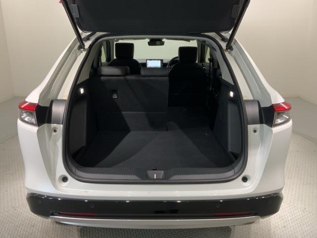 ヴェゼル ｅ：ＨＥＶＺ　Ｈ　ＳＥＮＳＩＮＧ　最長５年保証　ワンオ－ナ－　純正ナビ　ＴＶ　Ｒカメラ　ＢＴオ－ディオ　ＥＴＣ　ＬＥＤライト　ＶＳＡ　シ－トヒ－タ－　クルコン　アルミ　スマ－トキ－　盗難防止装置　整備記録簿　ＡＡＣ（36枚目）