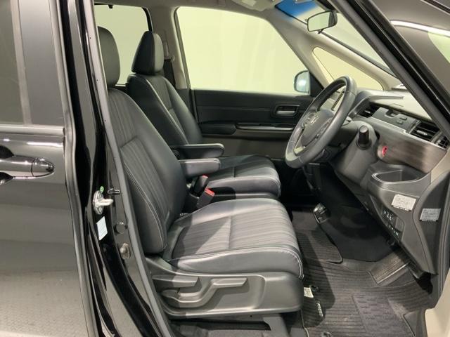 フリードハイブリッド ハイブリッド・EX H SENSING 1年保証 ナビTV Rカメラ CD録音 BTオ-ディオ DVD Rモニタ- ETC LEDライト 両側電動ドア VSAクルコン アルミ スマ-トキ- スペアキ- 盗難防止装置AAC(18枚目)