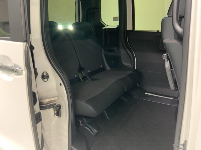 Ｎ－ＢＯＸカスタム ベースグレード　Ｈ　ＳＥＮＳＩＮＧ　新車保証　試乗車　ワンオ－ナ－　ナビＬＸＵ－２４２ＮＢｉ　ＴＶ　Ｒカメラ　ＣＤ録音　ＢＴオ－ディオＤＶＤ　シ－トヒ－タ－　ＥＴＣ　ＬＥＤライト　両側電動ドア　ＶＳＡ　クルコンＡＡＣ（18枚目）