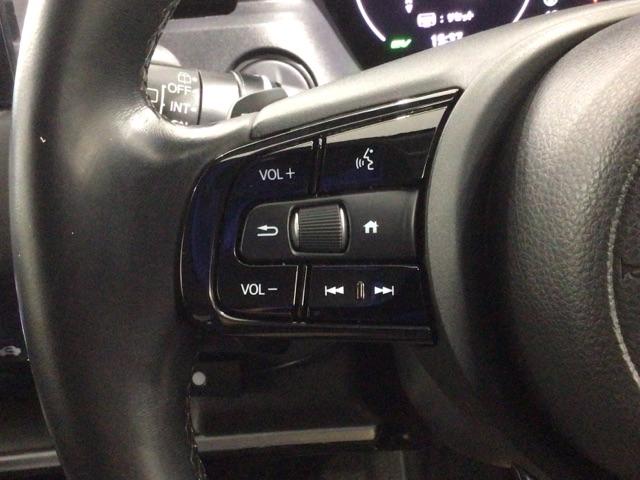 ヴェゼル ｅ：ＨＥＶＺ　Ｈ　ＳＥＮＳＩＮＧ　最長５年保証　ワンオ－ナ－　純正ナビ　ＴＶ　Ｒカメラ　マルチビュ－　ＢＴオ－ディオ　ＥＴＣ　ＬＥＤライト　ＶＳＡ　シ－トヒ－タ－　クルコン　アルミ　スマ－トキ－　盗難防止装置（10枚目）