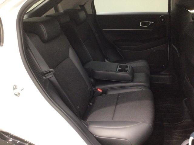 ヴェゼル ｅ：ＨＥＶＺ　Ｈ　ＳＥＮＳＩＮＧ　最長５年保証　ワンオ－ナ－　純正ナビ　ＴＶ　Ｒカメラ　マルチビュ－　ＢＴオ－ディオ　ＥＴＣ　ＬＥＤライト　ＶＳＡ　シ－トヒ－タ－　クルコン　アルミ　スマ－トキ－　盗難防止装置（18枚目）