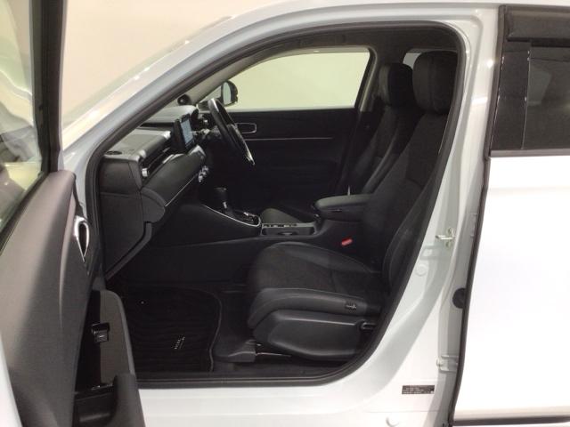 ヴェゼル ｅ：ＨＥＶＺ　Ｈ　ＳＥＮＳＩＮＧ　最長５年保証　ワンオ－ナ－　純正ナビ　ＴＶ　Ｒカメラ　マルチビュ－　ＢＴオ－ディオ　ＥＴＣ　ＬＥＤライト　ＶＳＡ　シ－トヒ－タ－　クルコン　アルミ　スマ－トキ－　盗難防止装置（28枚目）