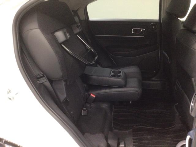 ヴェゼル ｅ：ＨＥＶＺ　Ｈ　ＳＥＮＳＩＮＧ　最長５年保証　ワンオ－ナ－　純正ナビ　ＴＶ　Ｒカメラ　マルチビュ－　ＢＴオ－ディオ　ＥＴＣ　ＬＥＤライト　ＶＳＡ　シ－トヒ－タ－　クルコン　アルミ　スマ－トキ－　盗難防止装置（32枚目）