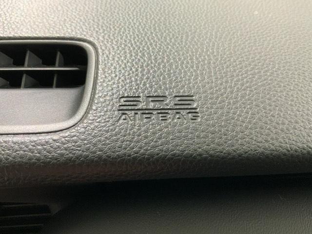 フィット e:HEVホーム H SENSING 新車保証 試乗車 ワンオ-ナ- ナビLXM-242ZFNI TV Rカメラ BTオ-ディオ ETC LEDライト VSA クルコン スマ-トキ- スペアキ-盗難防止装置 整備記録簿(23枚目)