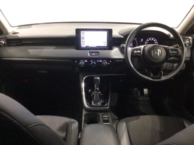 ヴェゼル ｅ：ＨＥＶＺ　Ｈ　ＳＥＮＳＩＮＧ　最長５年保証　ワンオ－ナ－　ナビＶＸＭ－２１５ＶＦＥｉ　ＴＶ　Ｒカメラ　ＢＴオ－ディオ　ＤＶＤドラレコ　ＥＴＣ　ＬＥＤライト　ＶＳＡ　シ－トヒ－タ－　クルコン　アルミ　スマ－トキ－（9枚目）