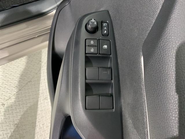 ヤリス Z 最長5年保証 純正ナビ TV Rカメラ マルチビュー BTオ-ディオ ドラレコ 衝突軽減B ETC LEDライト 横滑り防止 シートヒーター クルコン スマートキー 盗難防止装置 AAC Wエアバッグ(15枚目)