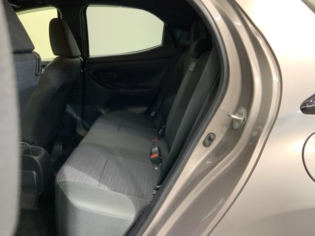 ヤリス Z 最長5年保証 純正ナビ TV Rカメラ マルチビュー BTオ-ディオ ドラレコ 衝突軽減B ETC LEDライト 横滑り防止 シートヒーター クルコン スマートキー 盗難防止装置 AAC Wエアバッグ(29枚目)