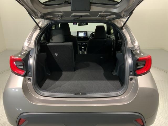 ヤリス Z 最長5年保証 純正ナビ TV Rカメラ マルチビュー BTオ-ディオ ドラレコ 衝突軽減B ETC LEDライト 横滑り防止 シートヒーター クルコン スマートキー 盗難防止装置 AAC Wエアバッグ(35枚目)