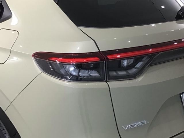ヴェゼル e:HEVZ H SENSING 最長5年保証 ワンオーナー 純正ナビ TV Rカメラ BTオ-ディオ ドラレコ ETC LEDライト VSA シートヒーター クルコン Pテールゲート アルミ フォグ スマートキー(45枚目)