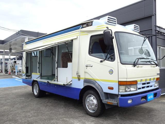 ウォークスルーバン 移動販売車 キッチンカー キャンピング 事務室車 ベース車 左右跳ね上げドア 左折れ戸ドア 左右オーニング 天窓 インバーター リア階段 170馬力 6MT NOx・PM非適合(7枚目)