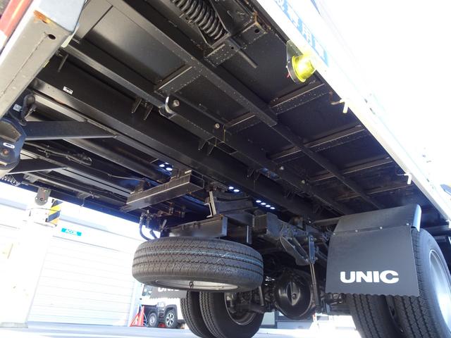 デュトロ 　積載車　積載２８５０ｋｇ　ＡＴ車　ユニック　ネオ５　ＵＣ－３５ＮＥＲＳ　荷台内寸５７１×２０６　左右アオリ開閉仕様　埋め込み式固縛装置　ラジコン　ウインチ　バックカメラ　フォグ　Ｎ０４Ｃエンジン（74枚目）