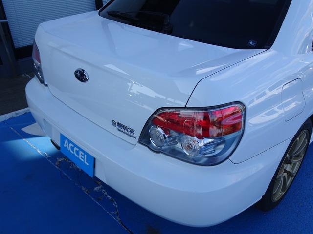 インプレッサ ＷＲＸ　ＧＤＡ　ＥＪ２０　Ｆ型　鷹目　マニュアルモード付きＡＴ　４ＷＤ　記録簿有り　ＥＪ２０ターボ　タイミングベルト交換済　ボクサーサウンド　アドバンレーシング１７インチＡＷ　ＥＴＣ　グー鑑定済み車両（15枚目）