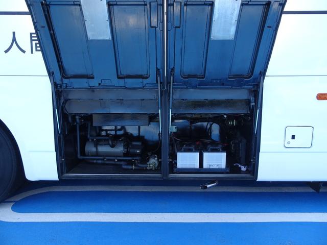 三菱ふそう 　エアロバス　医療防疫車　８ナンバー　４人乗り　車体長さ８９９幅２４９高３３７　６ＭＴ　検診車　健診車　レントゲン車　健康診断　人間ドック　ディーゼル発電機　エアサス　ＮＯｘ・ＰＭ不適合（22枚目）