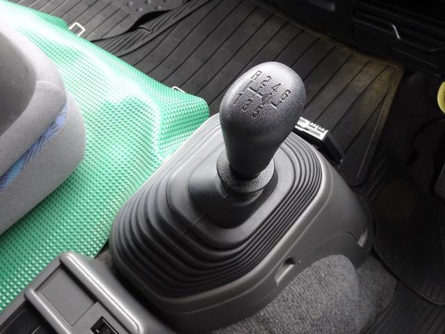 フォワード 　キャンピング車登録　８ナンバー　ウォークスルー　スムーサーシフト　２ＷＤ　ガソリン発電機２台搭載　４点アウトリガー　ソファーベット付き　ＮＯｘ・ＰＭ適合　実走行　キャンピングカー　ＧＶＷ８ｔ未満（22枚目）