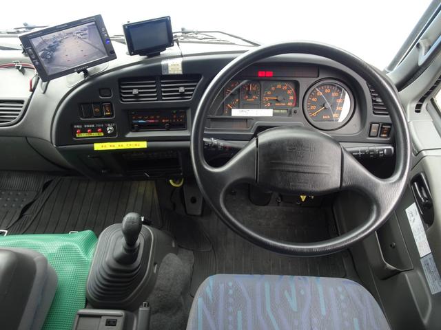 フォワード 　キャンピング車登録　８ナンバー　ウォークスルー　スムーサーシフト　２ＷＤ　ガソリン発電機２台搭載　４点アウトリガー　ソファーベット付き　ＮＯｘ・ＰＭ適合　実走行　キャンピングカー　ＧＶＷ８ｔ未満（31枚目）
