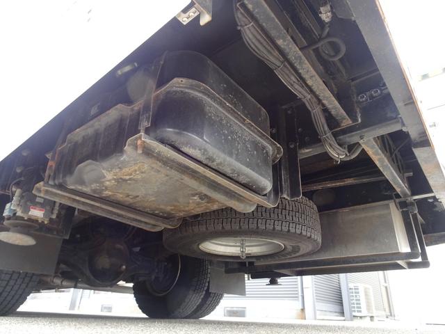 フォワード 　キャンピング車登録　８ナンバー　ウォークスルー　スムーサーシフト　２ＷＤ　ガソリン発電機２台搭載　４点アウトリガー　ソファーベット付き　ＮＯｘ・ＰＭ適合　実走行　キャンピングカー　ＧＶＷ８ｔ未満（77枚目）