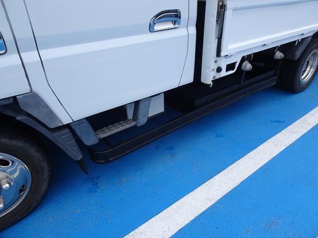 キャンター 　積載２ｔ　ダブルキャブ　６人乗り　５ＭＴ　新明和　垂直パワーゲート　ＰＧ　昇降能力８００ｋｇ　荷台長３１２幅１６９高１９９　原動機４Ｍ４２　ディーゼルターボ　ＮＯｘ・ＰＭ適合（28枚目）