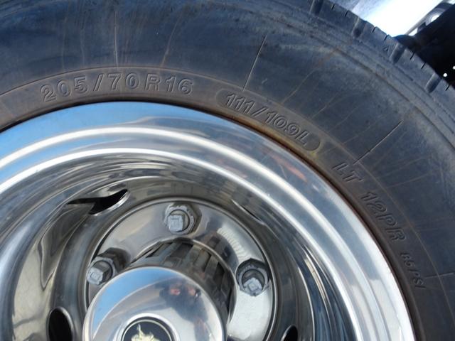 キャンター 　積載２ｔ　ダブルキャブ　６人乗り　５ＭＴ　新明和　垂直パワーゲート　ＰＧ　昇降能力８００ｋｇ　荷台長３１２幅１６９高１９９　原動機４Ｍ４２　ディーゼルターボ　ＮＯｘ・ＰＭ適合（74枚目）