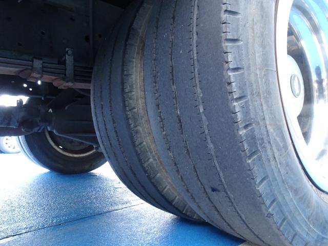 キャンター 　積載２ｔ　ダブルキャブ　６人乗り　５ＭＴ　新明和　垂直パワーゲート　ＰＧ　昇降能力８００ｋｇ　荷台長３１２幅１６９高１９９　原動機４Ｍ４２　ディーゼルターボ　ＮＯｘ・ＰＭ適合（75枚目）