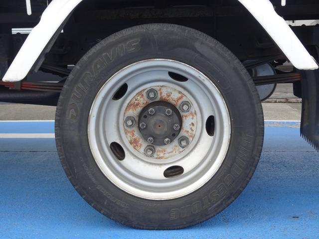 アトラストラック ＷキャブロングフルＳローＤＸ　ダブルキャブ　積載１．７５ｔ　１ナンバー　車両総重量５ｔ未満　６ＭＴ　６人　荷台寸法　長３３４　幅１７９　あおり高３６　ディーゼルターボ　ＮＯｘ・ＰＭ適合車（23枚目）