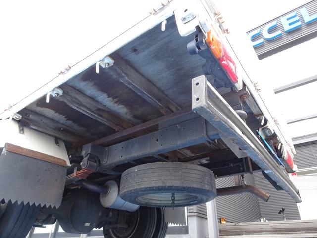 アトラストラック ＷキャブロングフルＳローＤＸ　ダブルキャブ　積載１．７５ｔ　１ナンバー　車両総重量５ｔ未満　６ＭＴ　６人　荷台寸法　長３３４　幅１７９　あおり高３６　ディーゼルターボ　ＮＯｘ・ＰＭ適合車（34枚目）