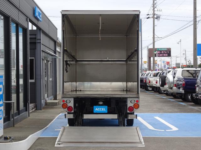 キャンター 　積載２ｔ　アルミバン　跳ね上げ　パワーゲート　ＰＧ　昇降能力１０００ｋｇ　日本フルハーフ　５ＭＴ　荷台寸法　長４６０　幅１７７　高１９５（16枚目）