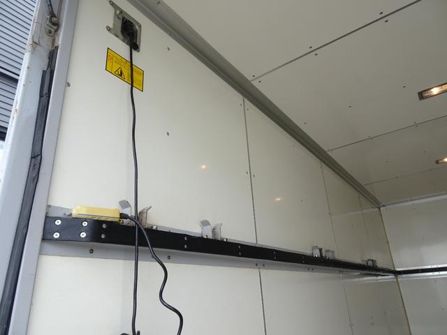 キャンター 　積載２ｔ　アルミバン　跳ね上げ　パワーゲート　ＰＧ　昇降能力１０００ｋｇ　日本フルハーフ　５ＭＴ　荷台寸法　長４６０　幅１７７　高１９５（30枚目）