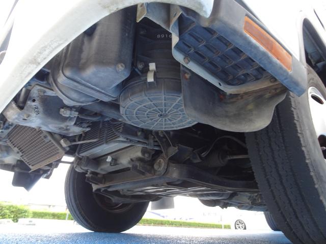 キャンター 　積載２ｔ　アルミバン　跳ね上げ　パワーゲート　ＰＧ　昇降能力１０００ｋｇ　日本フルハーフ　５ＭＴ　荷台寸法　長４６０　幅１７７　高１９５（34枚目）