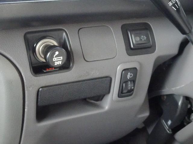 リエッセII LX 26人乗り 標準ボディ SDG-XZB40M 5MT 自動スイングドア ディーゼルターボ N04Cエンジン 記録簿平成24〜令和6年まで有り マイクロ バス(36枚目)