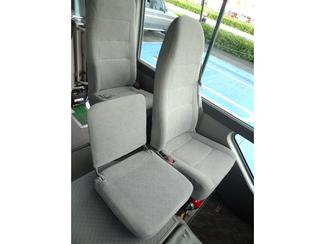 リエッセII LX 26人乗り 標準ボディ SDG-XZB40M 5MT 自動スイングドア ディーゼルターボ N04Cエンジン 記録簿平成24〜令和6年まで有り マイクロ バス(40枚目)