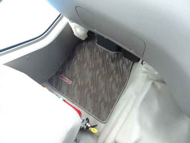 リエッセII LX 26人乗り 標準ボディ SDG-XZB40M 5MT 自動スイングドア ディーゼルターボ N04Cエンジン 記録簿平成24〜令和6年まで有り マイクロ バス(41枚目)