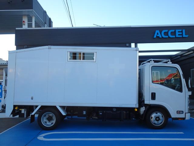アトラストラック 　垂直　パワーゲート　昇降能力６００ｋｇ　左スライドドア　リア観音ドア　荷室長３９９幅１７４高１７２　１ナンバー　３人乗り　スムーサー　外部電源入力　キタムラボディ　いすゞ　エルフＯＥＭ（14枚目）