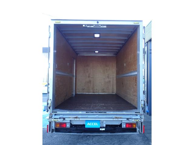 ダイナトラック 積載3t アルミバン ワイド ロング 荷台長513幅209高206 垂直パワーゲート トヨタスライドリフト 昇降荷重600kg 左サイド扉 AT車 2WD バックカメラ 3トン ドライバン パネルバン(8枚目)