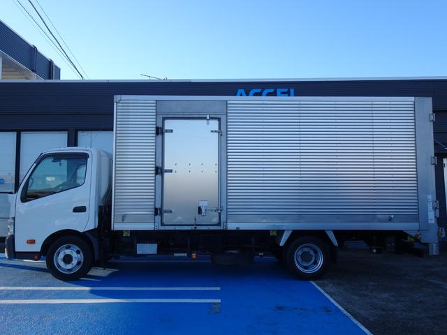 ダイナトラック 積載3t アルミバン ワイド ロング 荷台長513幅209高206 垂直パワーゲート トヨタスライドリフト 昇降荷重600kg 左サイド扉 AT車 2WD バックカメラ 3トン ドライバン パネルバン(11枚目)