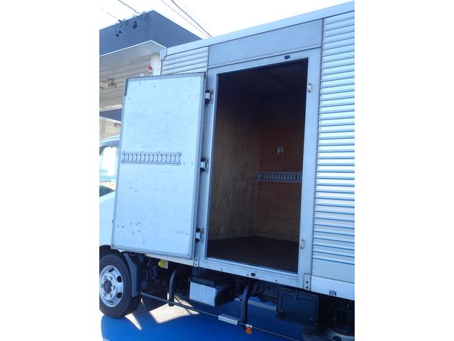 ダイナトラック 積載3t アルミバン ワイド ロング 荷台長513幅209高206 垂直パワーゲート トヨタスライドリフト 昇降荷重600kg 左サイド扉 AT車 2WD バックカメラ 3トン ドライバン パネルバン(21枚目)