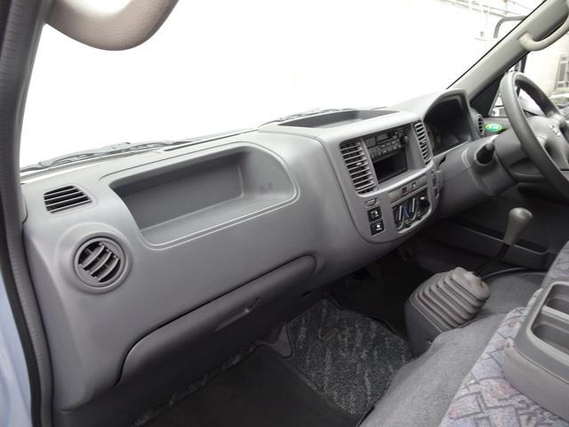 キャラバンマイクロバス SロングGX 12人乗り 5MT ディーゼルターボ 2WD ダブルエアコン/リアヒーター 乗合乗用 2ナンバー ミニバス マイクロバス コミューター 2ナンバー NOx・PM適合(27枚目)