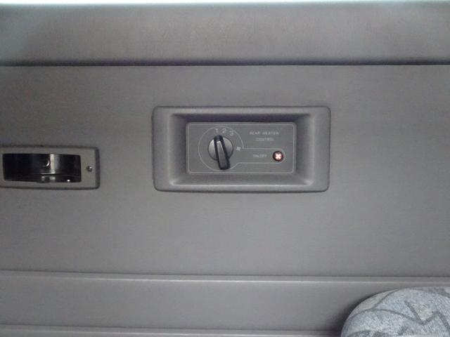 キャラバンマイクロバス SロングGX 12人乗り 5MT ディーゼルターボ 2WD ダブルエアコン/リアヒーター 乗合乗用 2ナンバー ミニバス マイクロバス コミューター 2ナンバー NOx・PM適合(32枚目)