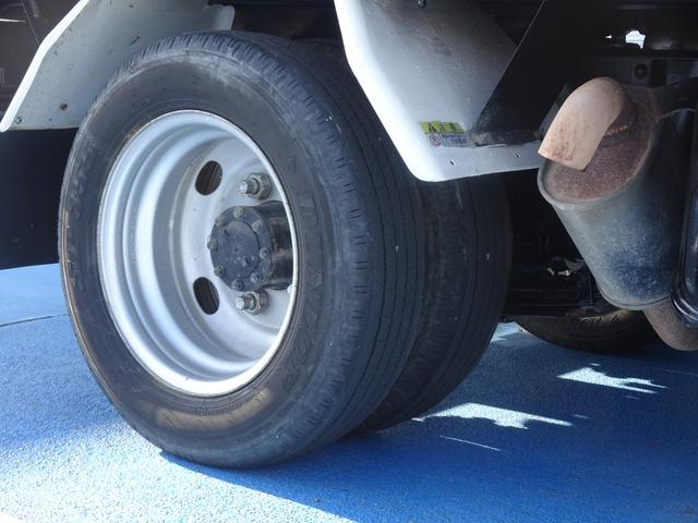 エルフトラック 　強化ダンプ　積載２ｔ　５ＭＴ　４ナンバー　手動コボレーン（30枚目）