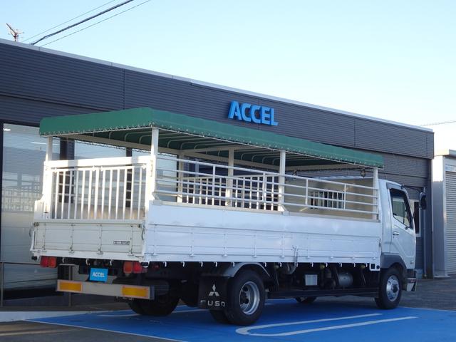 ファイター 　家畜運搬車　積載３５５０ｋｇ　荷台寸法長さ５６２幅２１０高さ１７７　６ＭＴ　原動機６Ｍ６１　ディーゼル　２１０馬力　１ナンバー　ＮＯｘ・ＰＭ適合車（12枚目）