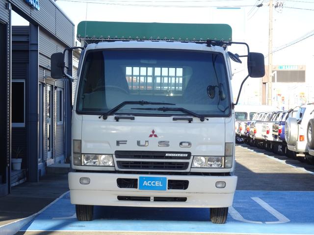 ファイター 　家畜運搬車　積載３５５０ｋｇ　荷台寸法長さ５６２幅２１０高さ１７７　６ＭＴ　原動機６Ｍ６１　ディーゼル　２１０馬力　１ナンバー　ＮＯｘ・ＰＭ適合車（15枚目）