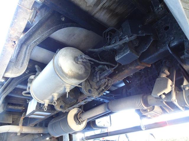 ファイター 　家畜運搬車　積載３５５０ｋｇ　荷台寸法長さ５６２幅２１０高さ１７７　６ＭＴ　原動機６Ｍ６１　ディーゼル　２１０馬力　１ナンバー　ＮＯｘ・ＰＭ適合車（43枚目）