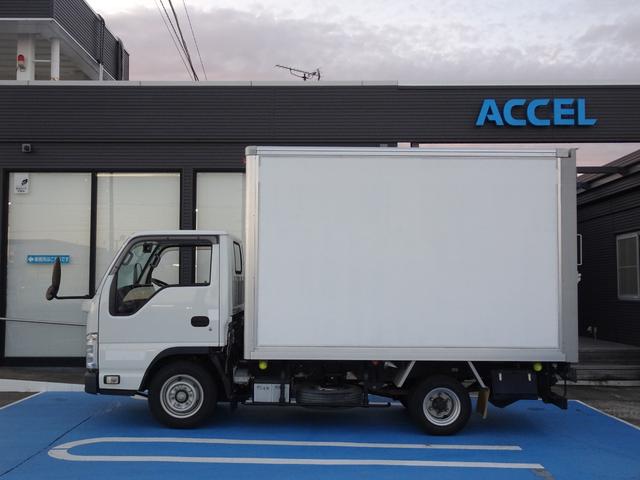 エルフトラック 　積載１．５ｔ　車両総重量５ｔ未満　スムーサーＥｘ　Ｐレンジ付き　ラッシングレール２段　荷室寸法　長３１１ｃｍ　幅１６５ｃｍ　高１９４ｃｍ　床面地上高８４ｃｍ　ディーゼルターボ（8枚目）